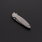 B002 Folder Knife