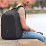 Bobby Hero Regular (Black)