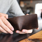 Straight Cut Bifold Wallet // Brown
