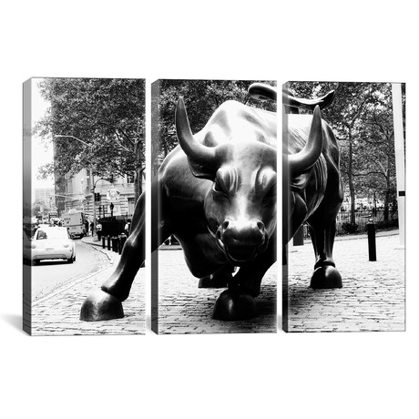 Wall Street Bull Black & White // Unknown Artist