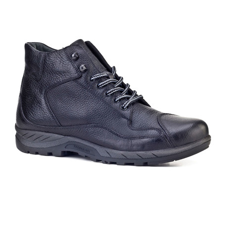 Milo Boots // Navy Blue (Euro: 39)