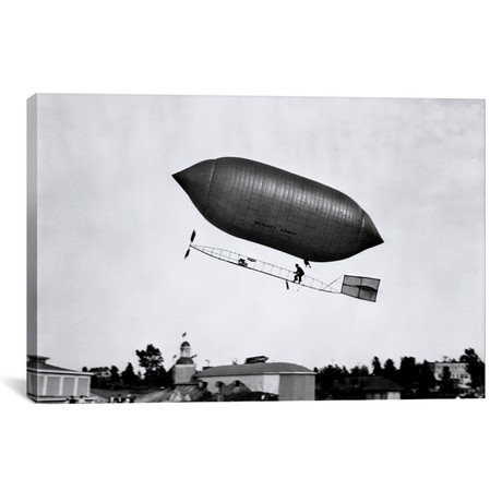 1900s-1910s Lincoln Beachey Airship Appearance Is Cross Between Hot Air Balloon And Blimp // Vintage Images