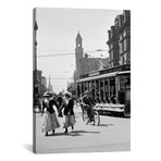 1900s-1910s-1912 Street Scene Pedestrians & Streetcar Detroit Michigan USA // Vintage Images