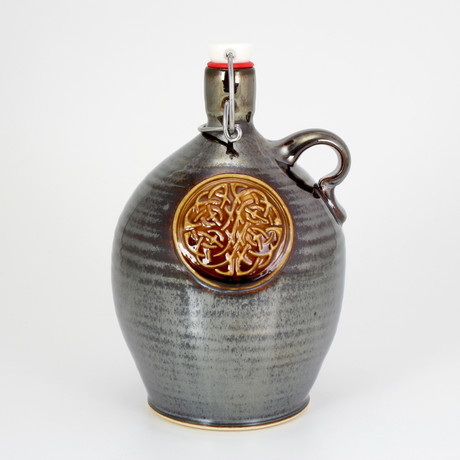 Celtic Knot Mellon Growler // 32 oz // Metallic Brown