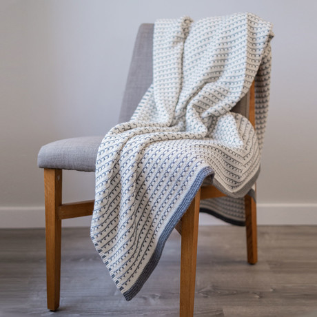 Lara // Knit Throw