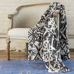 Arllow // Knit Throw // Charcoal