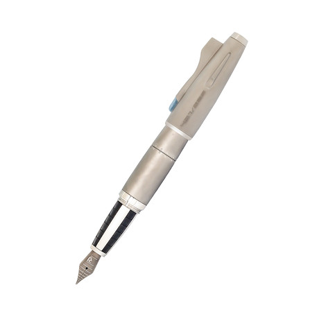 RJ Moon Fighter Fountain Pen // RJ.M.OE.IN.002.01 // Store Display