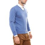 Solid V-neck Sweater // Blue (XL)