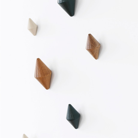 Tivoli Quin Hook // Small (Antique Celadon)