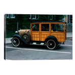 1930s Wood Body Station Wagon Antique Automobile // Vintage Images