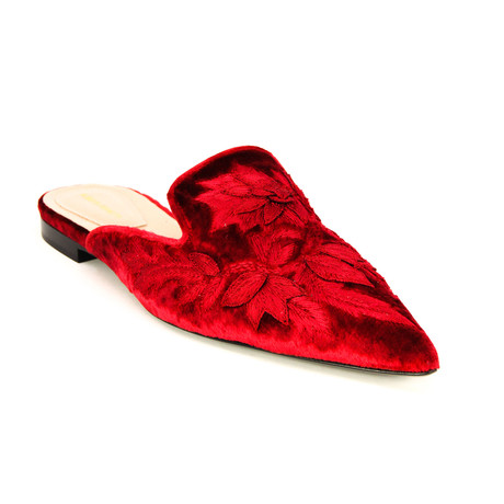 Mules // Red (Euro: 35)