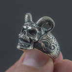 Skull + Horns Ring // Silver (9.5)