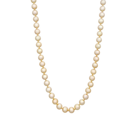 Assael 18k White Gold Pearl Necklace II // Store Display