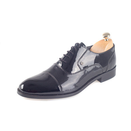 Konner Dress Shoe // Black (Euro: 38)