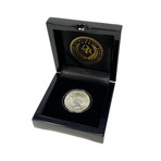 U.S. Peace Silver Dollar (1922-1926) // Mint State Condition // American Premier Coinage Series // Wood Presentation Box