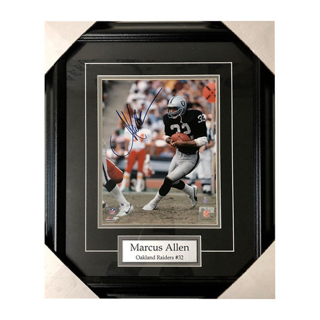 Marcus Allen // Los Angeles Raiders // Autographed Photo Display