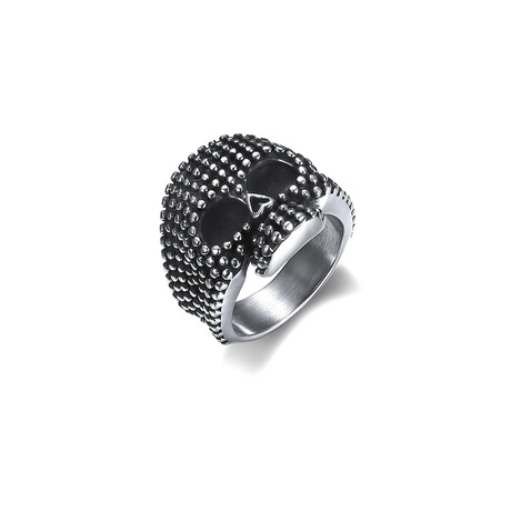 Dotted Skull Ring // White (Size 7)