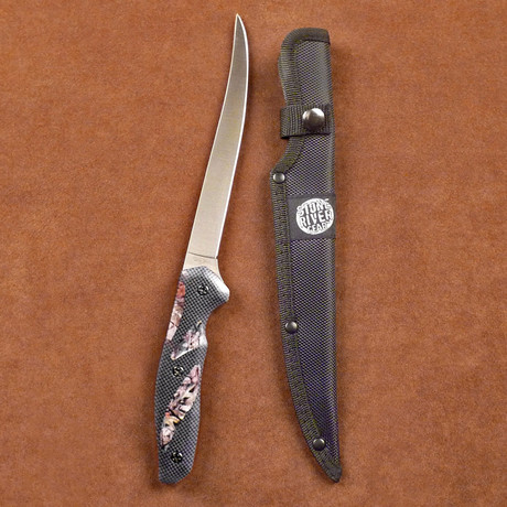 Mossy Oak Camo Handle // 7" Super Flex Fillet Knife + Sheath