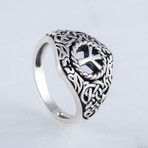 Viking Ornament + Algize Rune Ring // Silver (9.5)