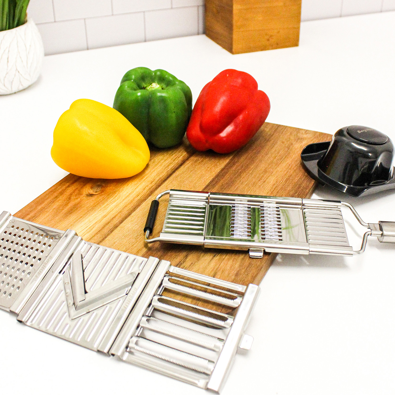 Multi Slicer Pro Mandolin BergHOFF Touch of Modern