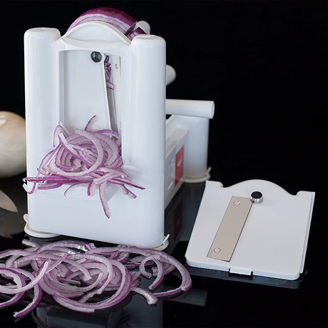 6-Blade Vegetable Slicer + Spiralizer