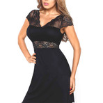 Helen Nightdress // Black (M)