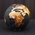 Medium Globe 15 // Classic Black Magnetite + Teak Medium // 9.8"Ø