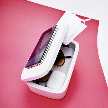 Mundus // UV-C Disinfecting Tray + Wireless Charger