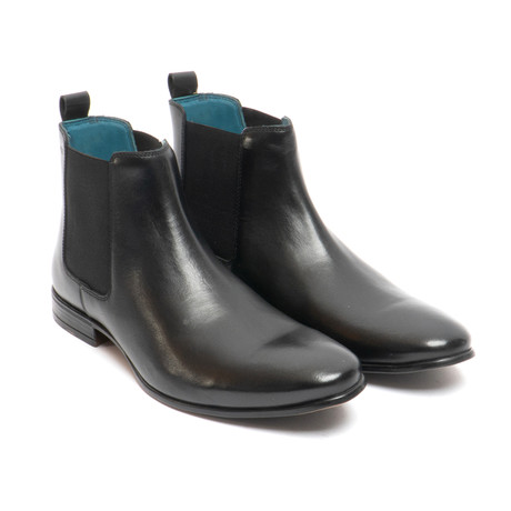 Darwin // Black (UK: 7)