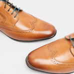 Miles // Tan (UK: 9)