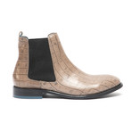 Douglas // Gray Croc (UK: 7)