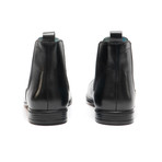 Darwin // Black (UK: 9)