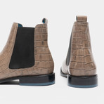 Douglas // Gray Croc (UK: 7)