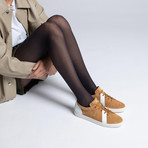 V&M Unisex Sneaker // Sahara Divine (EU Size 35)