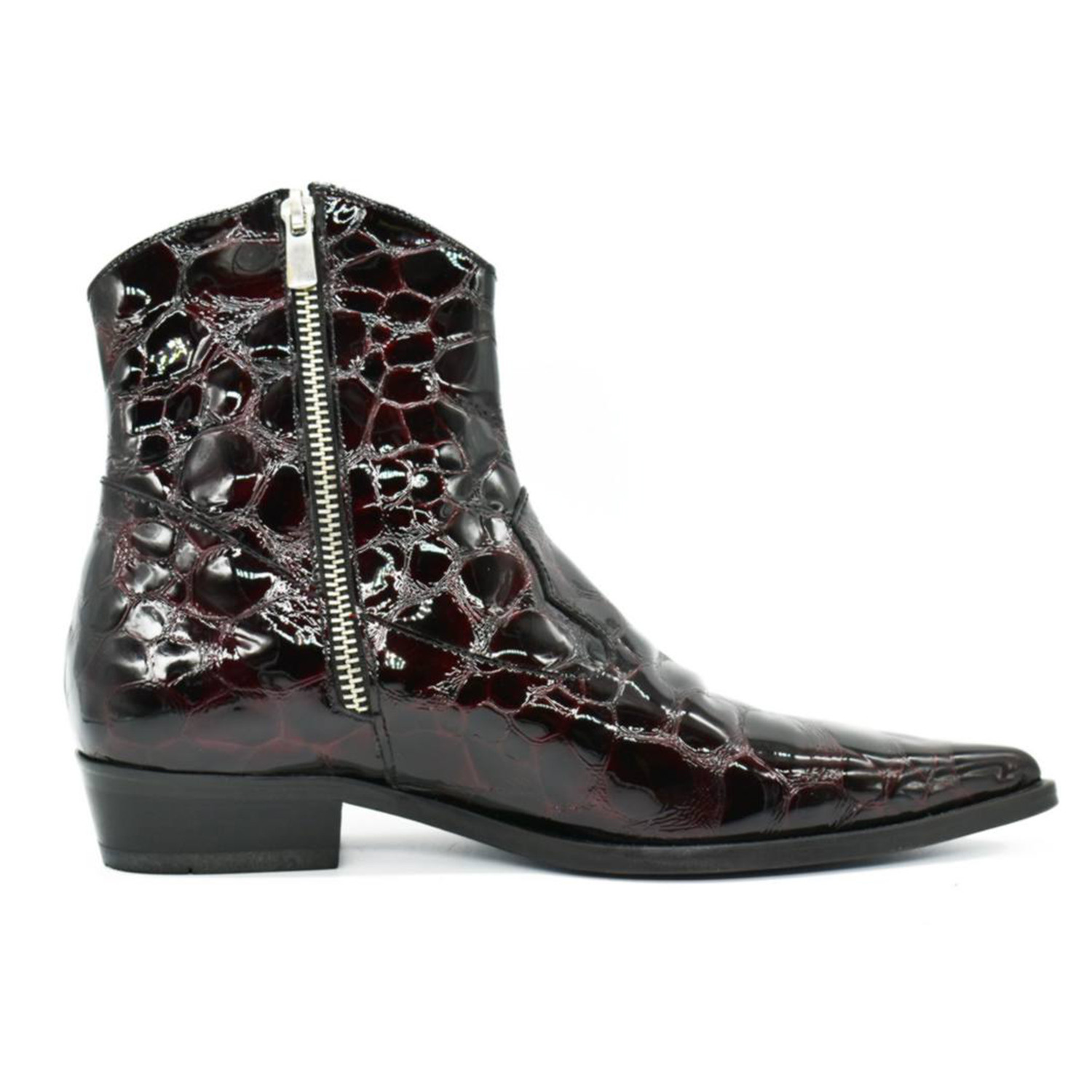 boots burgundy