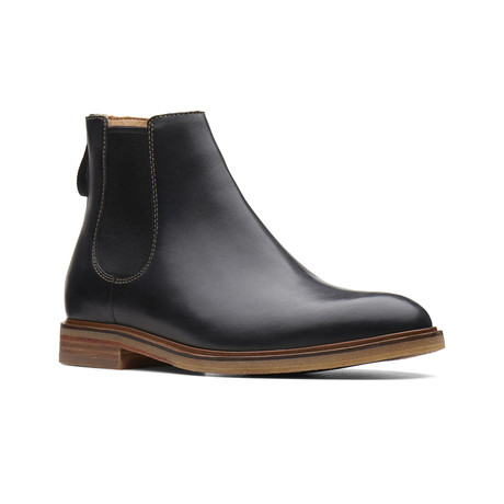 Clarks // Clarkdale Gobi // Black Leather (US: 7)