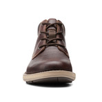 Clarks Unstructured // Un Larvik Top 2 // Brown Oily (US: 7)