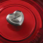 Round Dutch Oven + Heart Shaped Knob // 3.5 qt. // Cerise
