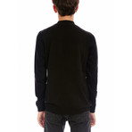 Knitwear // Black (L)