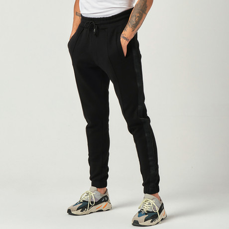 Griffin Sweatpants // Black (S)