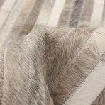 ECARPETGALLERY Cowhide Patchwork // Gray Rug // 5'4" x 7'4"