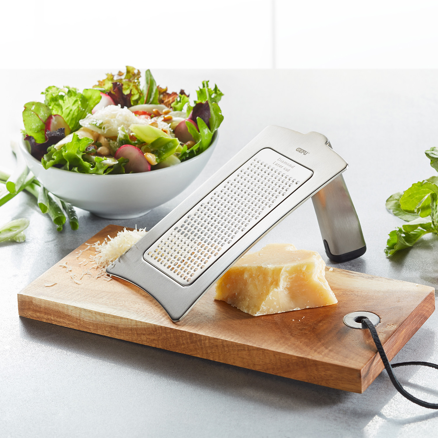 Fine Grater with Wooden Tray