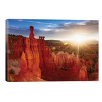 Sunrise, Thor's Hammer, Bryce Canyon National Park, Utah, USA // Matteo Colombo (26"W x 18"H x 1.5"D)