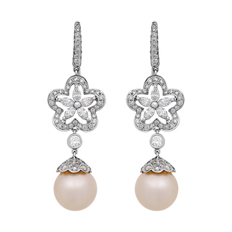18k White Gold Diamond + Pearl Earrings I // Store Display