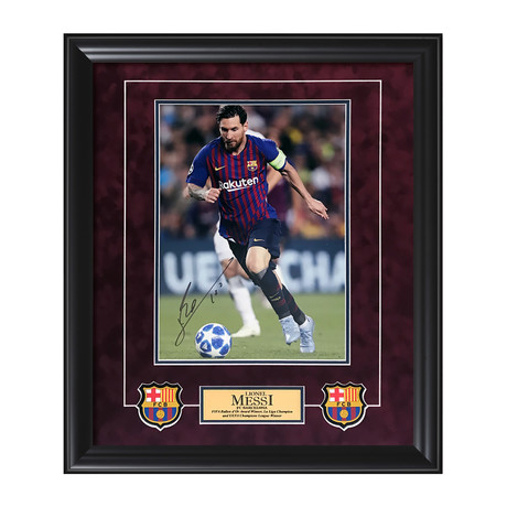 Lionel Messi // Framed + Signed Photograph // Barcelona