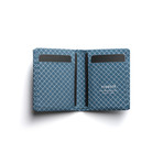 Matter Bifold (Black + White)