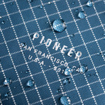 Ion Bifold (Black + White)