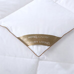 Hotel Laundry // Natural White Down + Feathers All-Season Comforter (Twin)