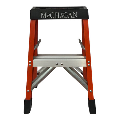 Michigan Ladder // Fiberglass Step Stool // 2'