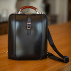 Dulles Touch Vegan Legionnaire // Black